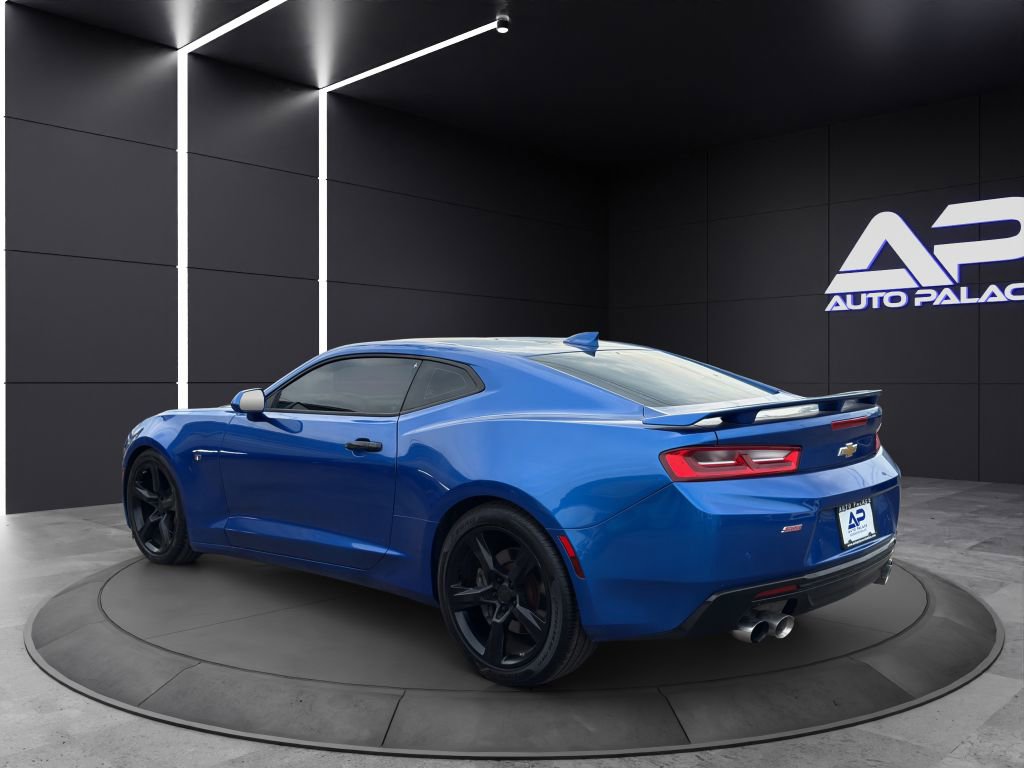 Used 2017 Chevrolet Camaro SS image 4