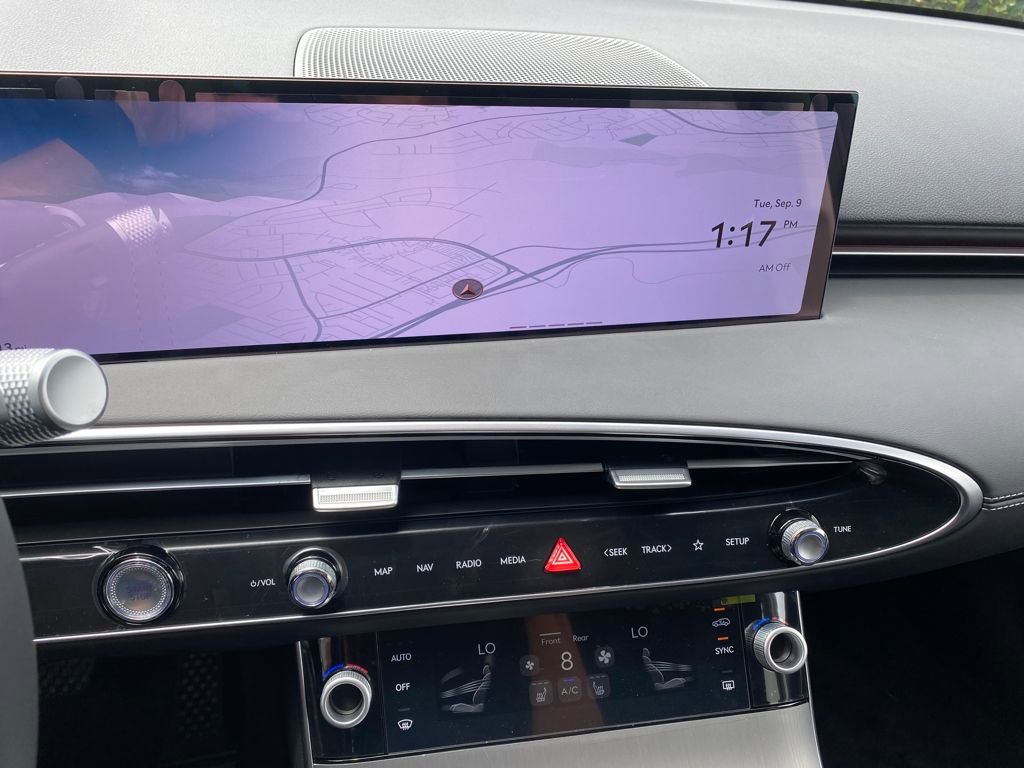 New 2026 Genesis GV70 2.5T Select image 16