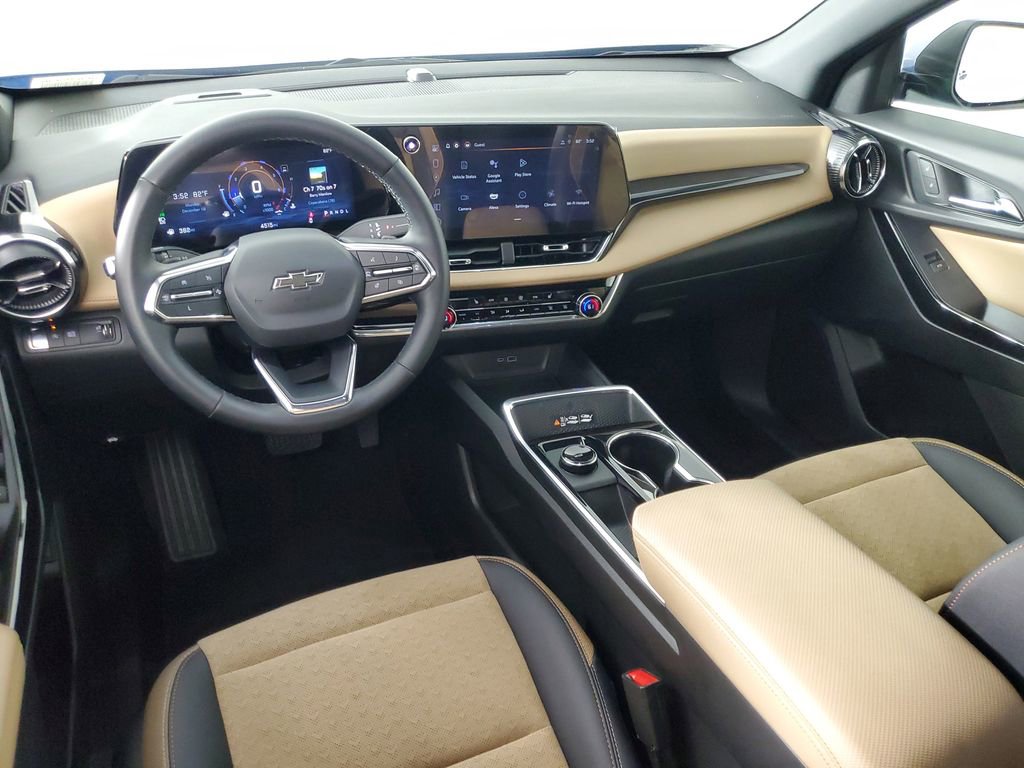 Used 2025 Chevrolet Equinox ACTIV w/ Safety and Technology Package image 15