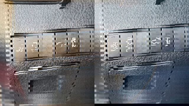 Used 2018 Toyota Camry XLE FWD image 22