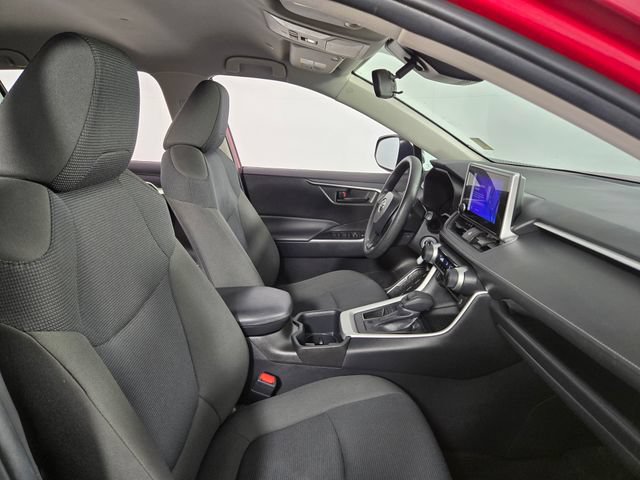 Used 2025 Toyota RAV4 LE FWD image 15