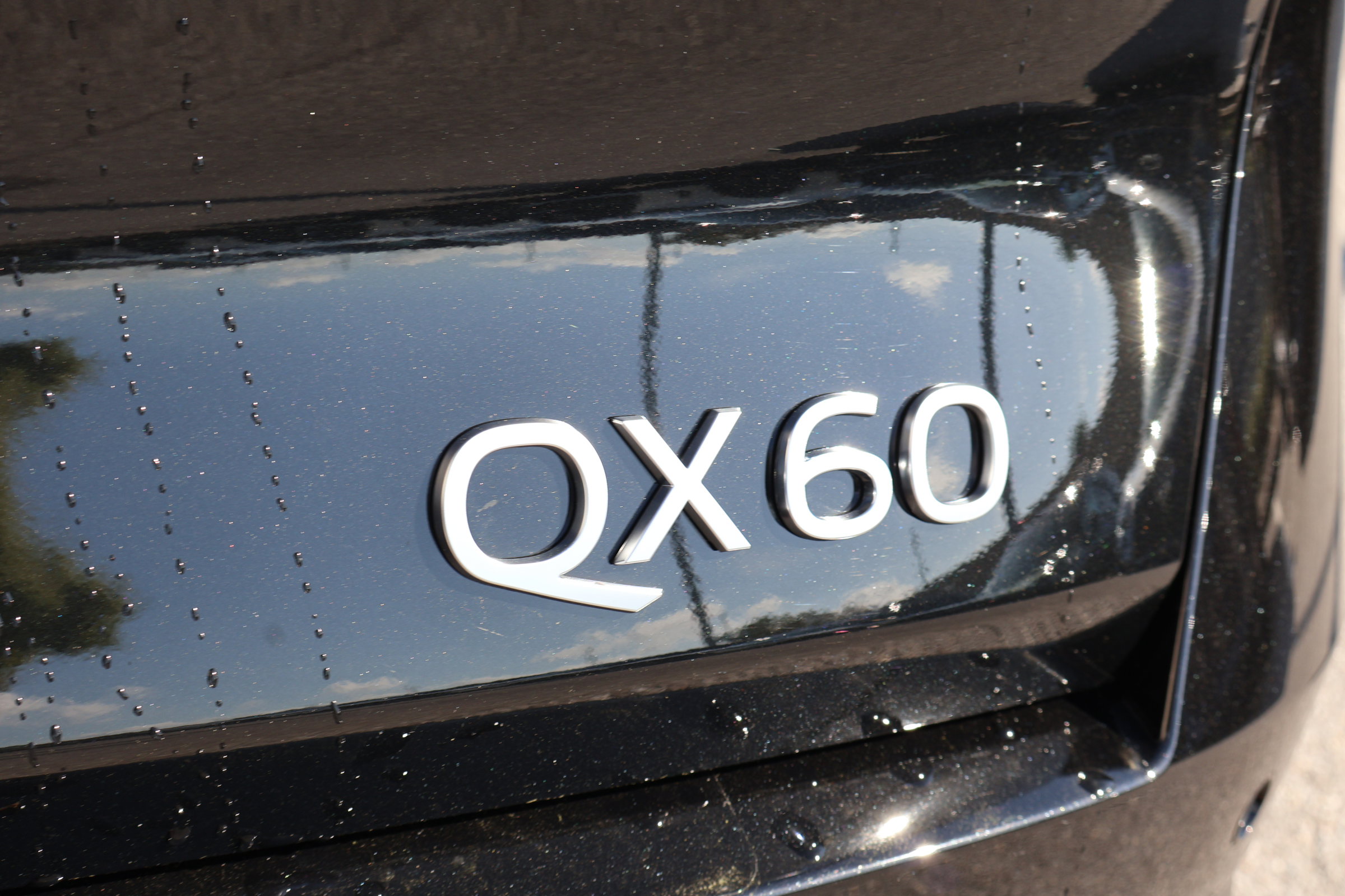 Used 2026 INFINITI QX60 Luxe w/ Cargo Package image 9