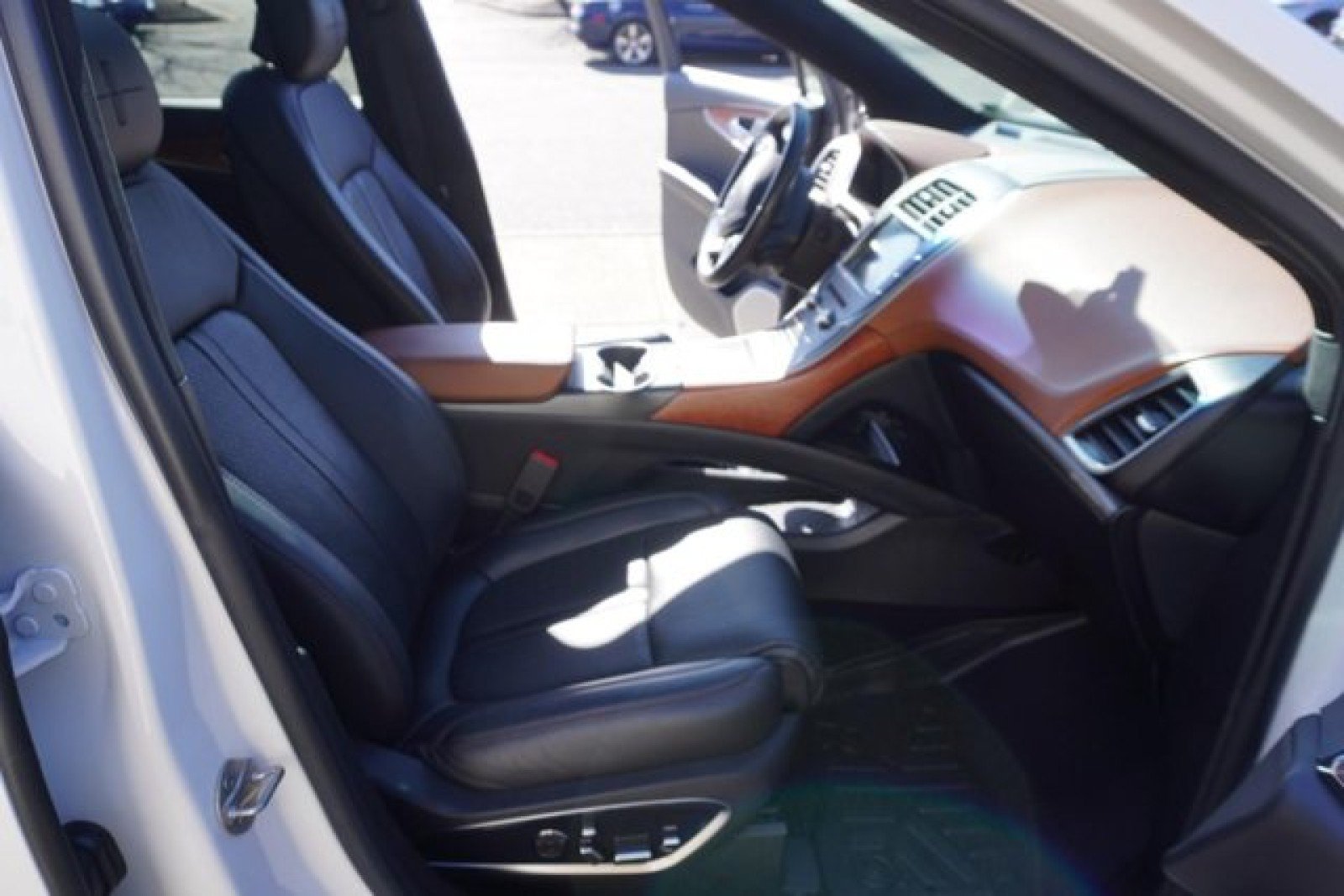 Used 2019 Lincoln Nautilus Black Label AWD/4WD image 21