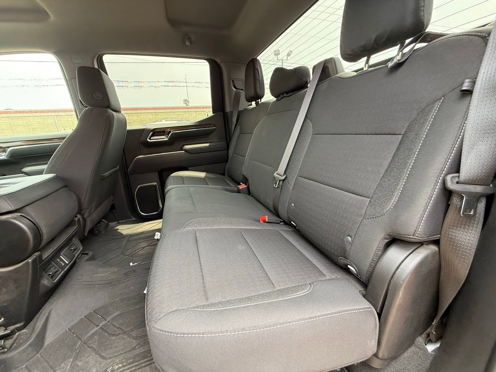 Used 2023 Chevrolet Silverado 1500 LT RWD image 12