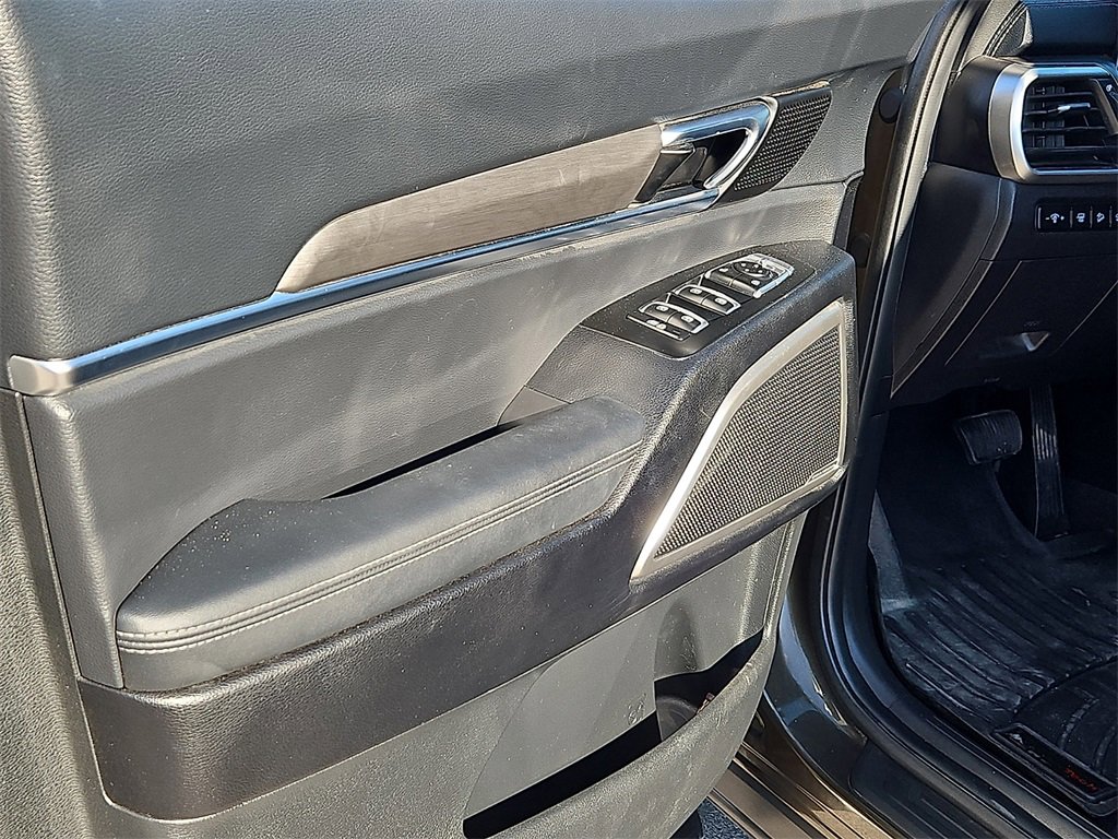 Used 2023 Kia Telluride EX X-Line image 20