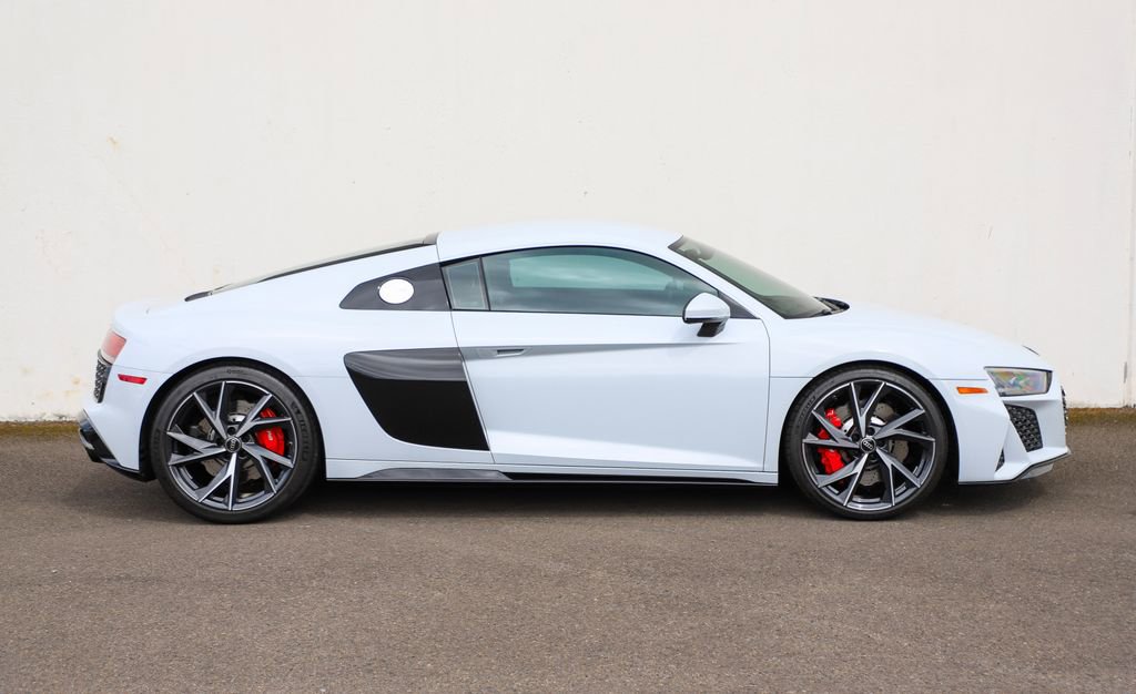 Used 2023 Audi R8 V10 performance RWD image 3
