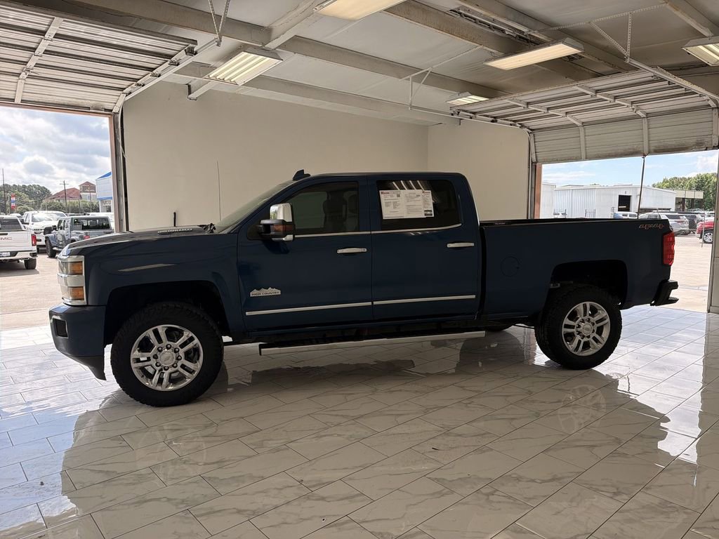 Used 2016 Chevrolet Silverado 2500 High Country w/ Duramax Plus Package AWD/4WD image 5
