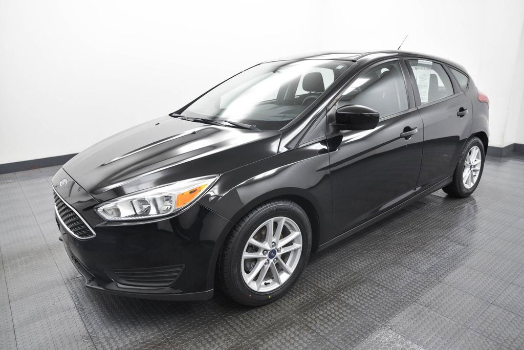 Used 2018 Ford Focus SE image 3