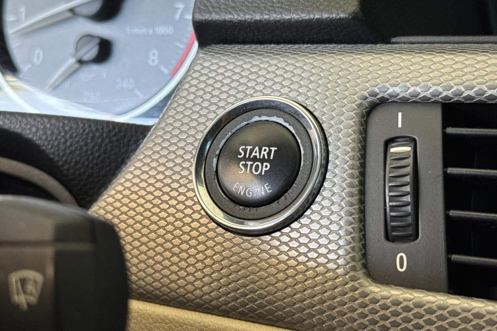 Used 2011 BMW 335is Convertible image 32