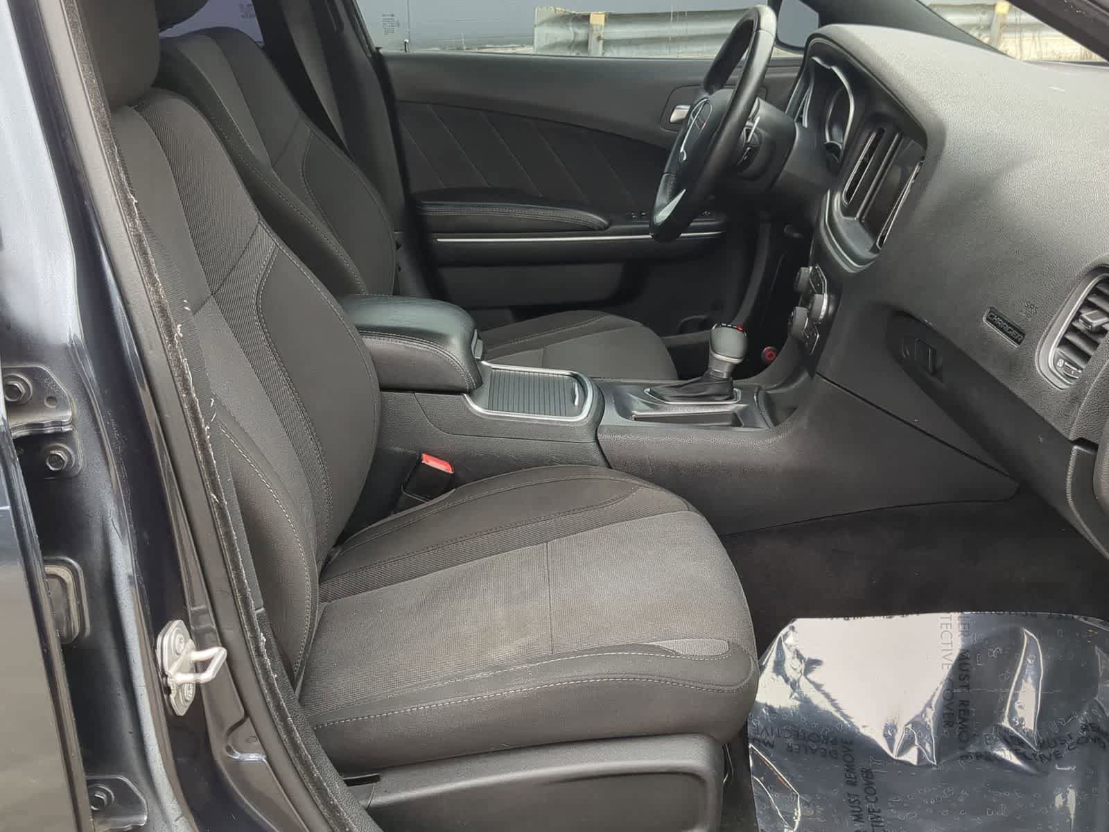 Used 2016 Dodge Charger SXT w/ Rallye Group image 28