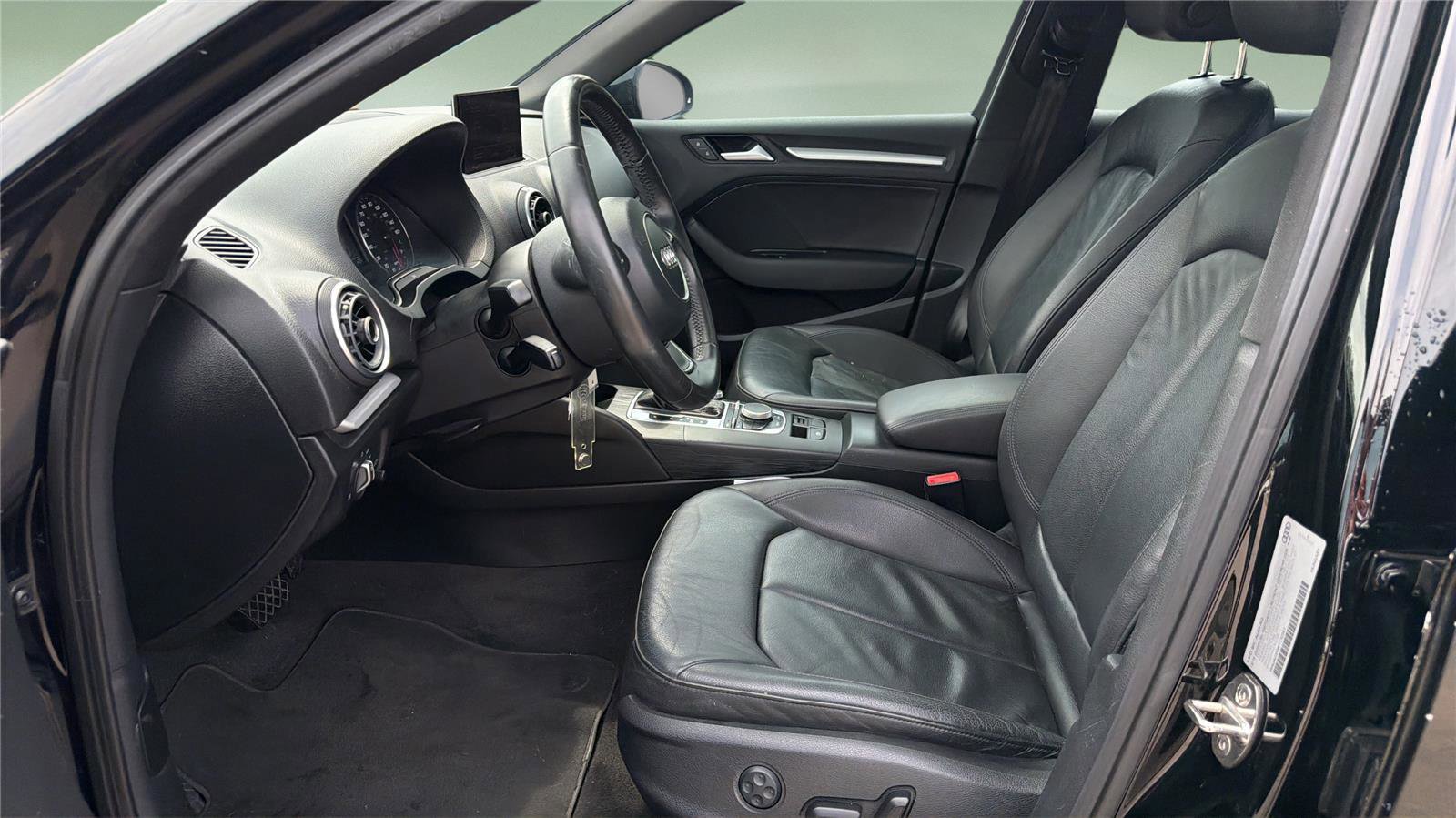 Used 2015 Audi A3 1.8T Premium image 12