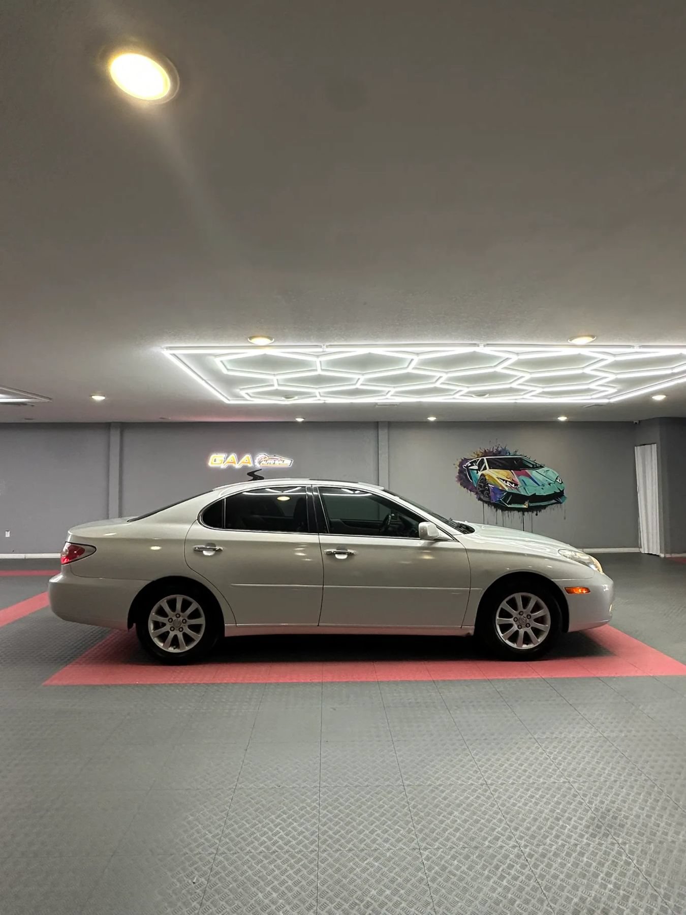 Used 2002 Lexus ES 330 FWD image 8