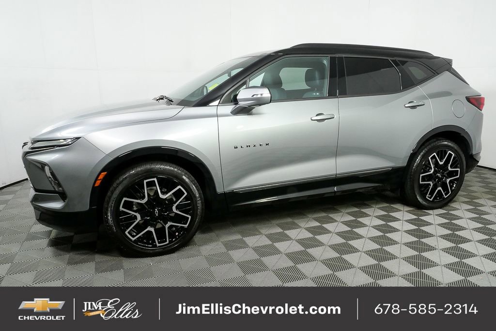 Used 2023 Chevrolet Blazer RS w/ Driver Confidence II Package video 2