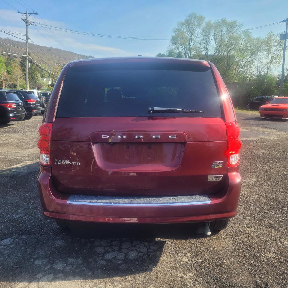 Used 2019 Dodge Grand Caravan GT FWD image 7