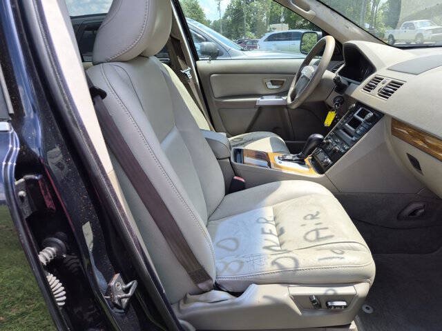 Used 2005 Volvo XC90 2.5T AWD/4WD image 29