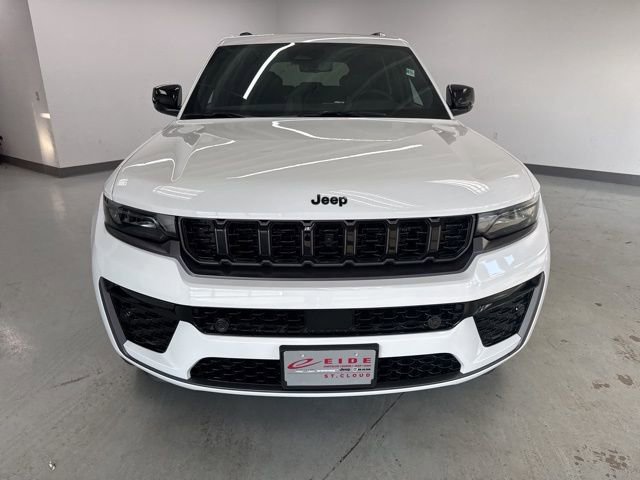 New 2026 Jeep Grand Cherokee Limited Reserve image 2