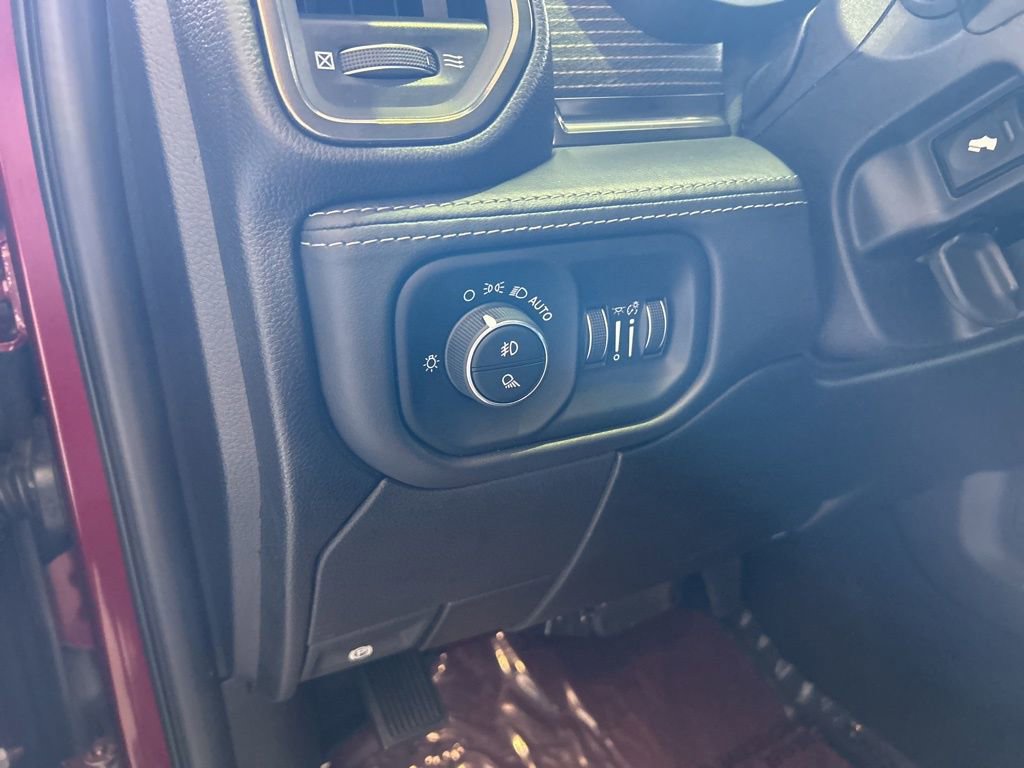 Used 2019 RAM 2500 Limited image 41