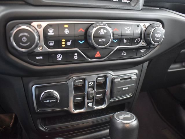 Used 2023 Jeep Wrangler Altitude image 26