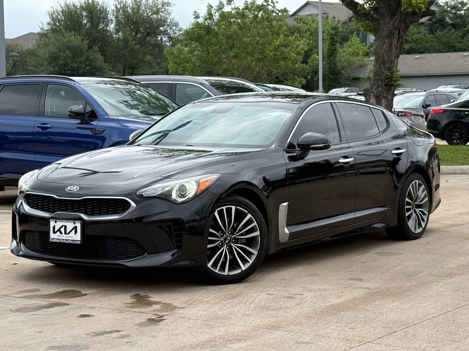 Used 2019 Kia Stinger RWD image 1