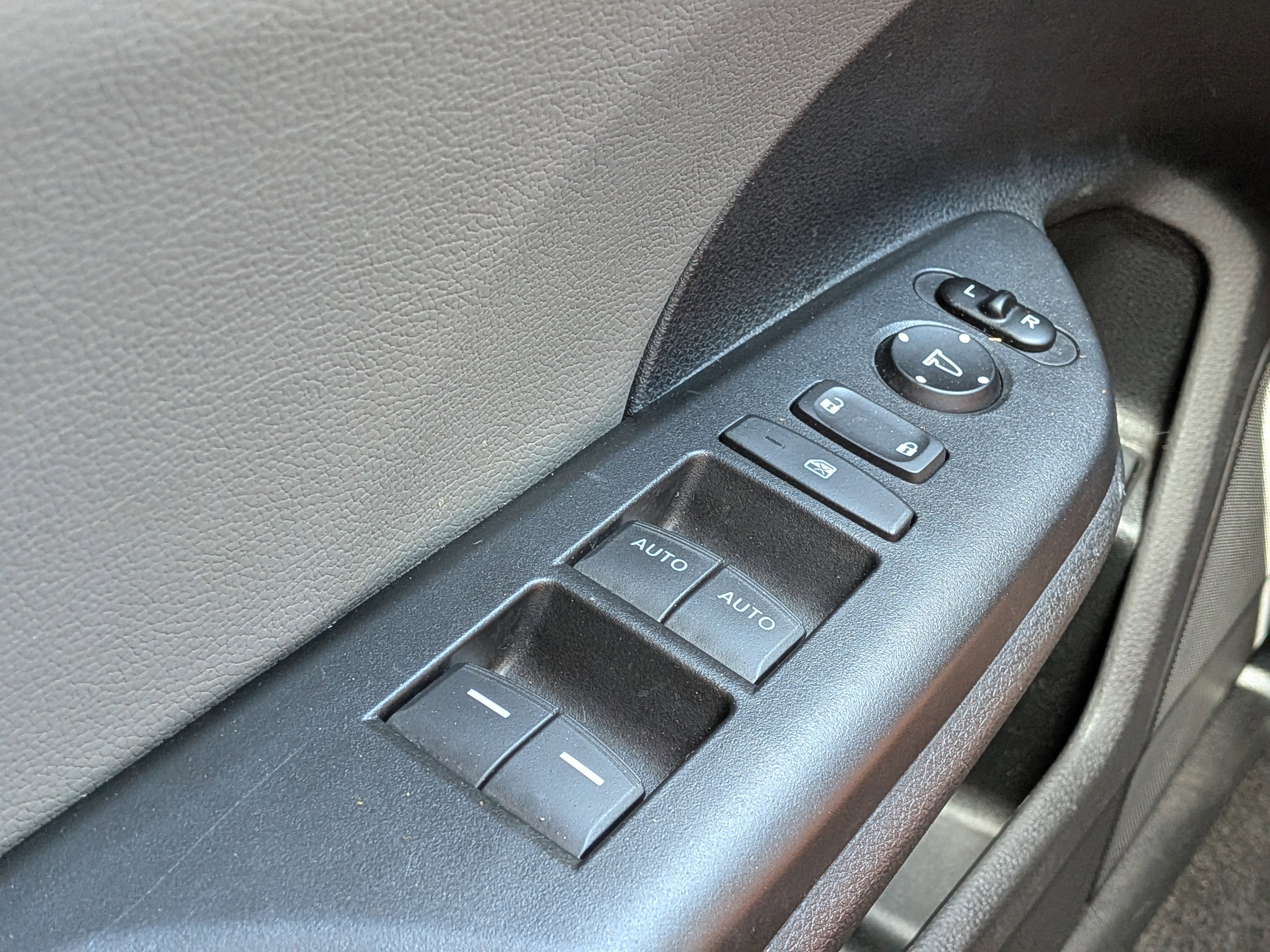 Used 2020 Honda Civic EX-L image 22