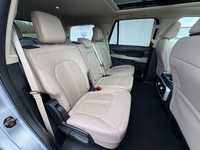 Used 2024 Ford Expedition Limited image 47