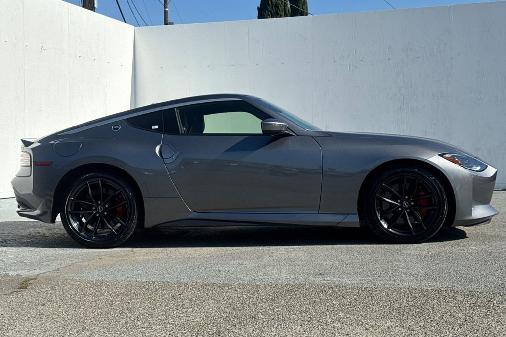 Used 2024 Nissan Z Performance w/ Floor Mat Package image 2