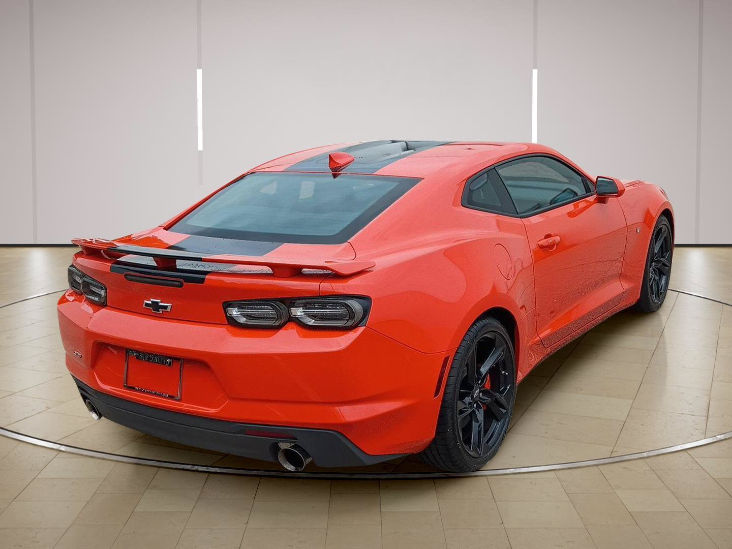 Used 2020 Chevrolet Camaro SS RWD image 61