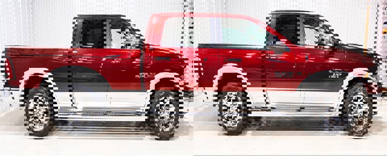 Used 2015 RAM 1500 Laramie w/ Convenience Group image 13