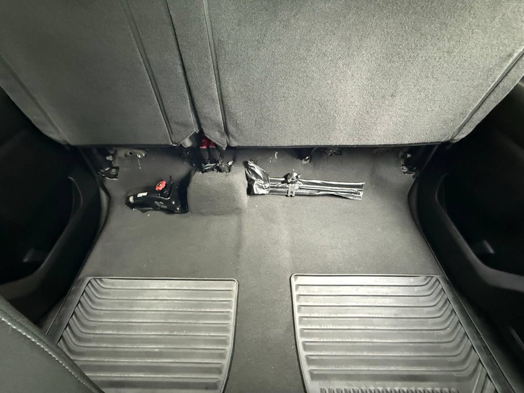 Used 2024 Chevrolet Silverado 1500 Custom AWD/4WD image 32