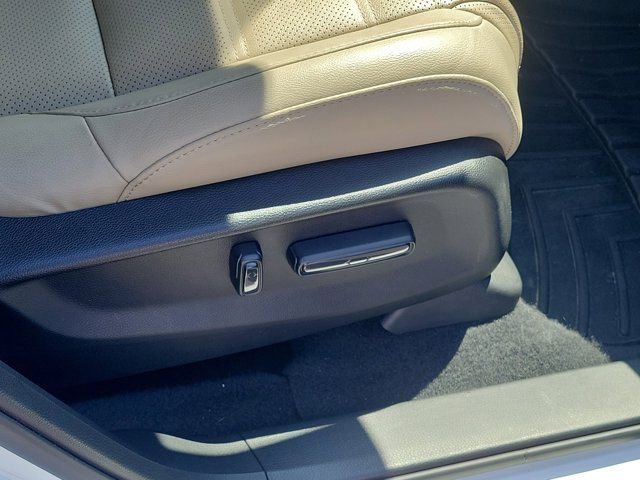 Used 2021 Honda CR-V EX-L image 9