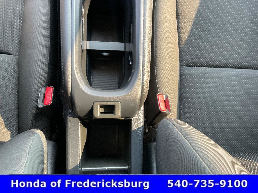Certified 2019 Honda HR-V LX image 40