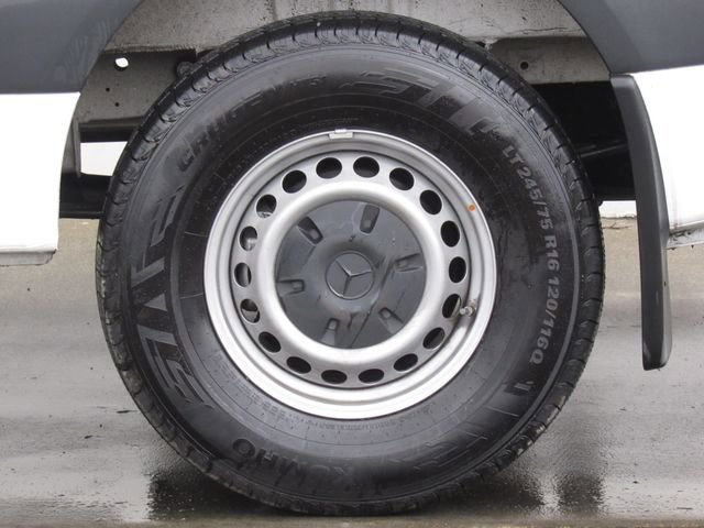 Used 2025 Mercedes-Benz Sprinter 2500 image 35