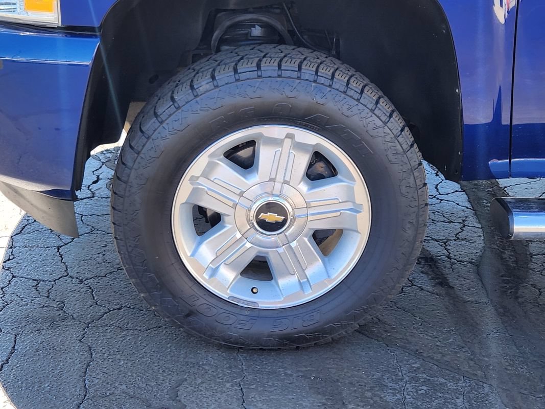 Used 2013 Chevrolet Silverado 1500 LTZ AWD/4WD image 14