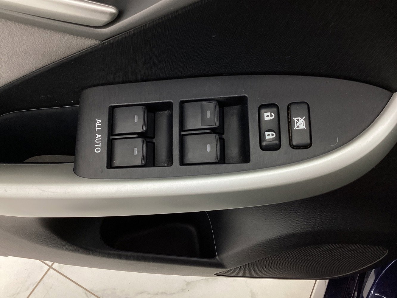 Used 2015 Toyota Prius Two image 37