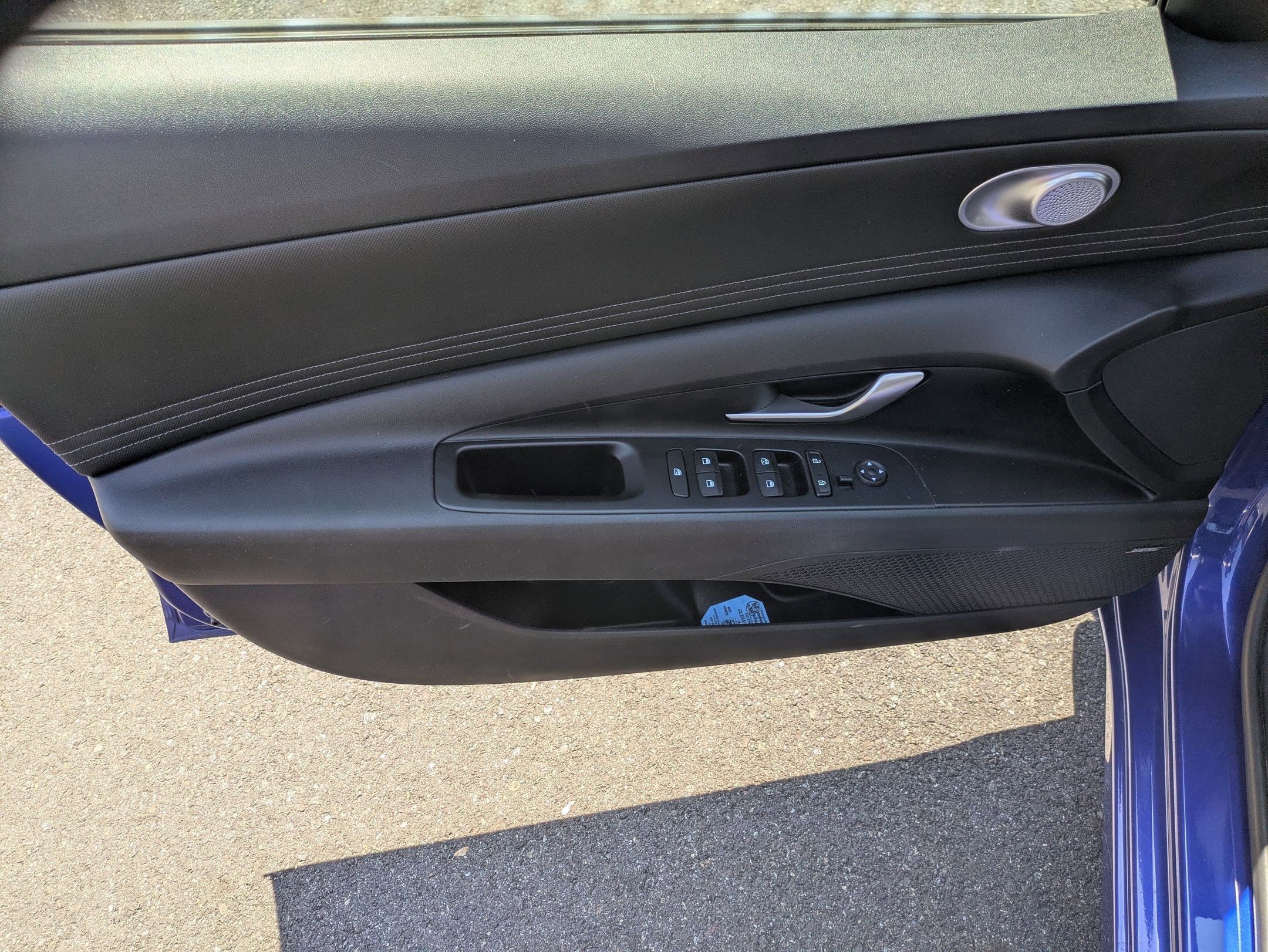 Certified 2021 Hyundai Elantra Limited FWD image 9