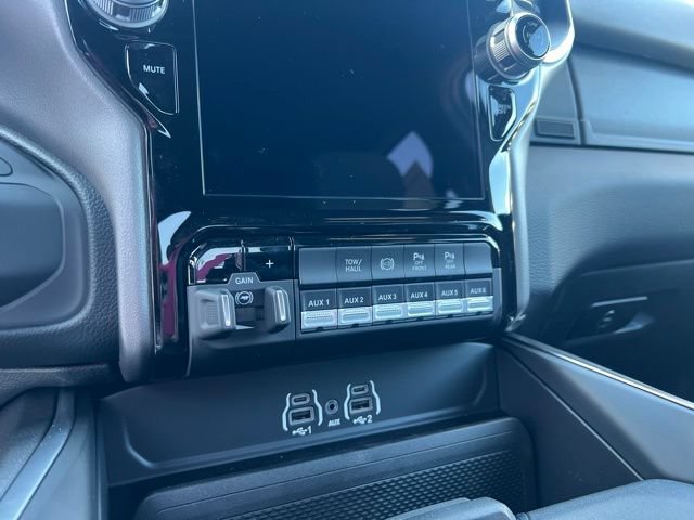 New 2026 RAM 2500 Big Horn AWD/4WD image 24