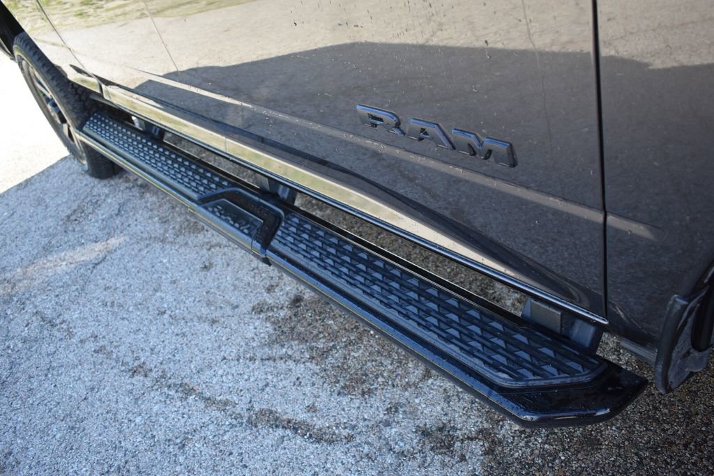 Used 2025 RAM 2500 Big Horn AWD/4WD image 16