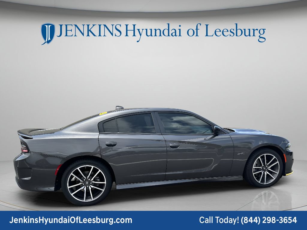 Used 2023 Dodge Charger R/T w/ Plus Group RWD image 4