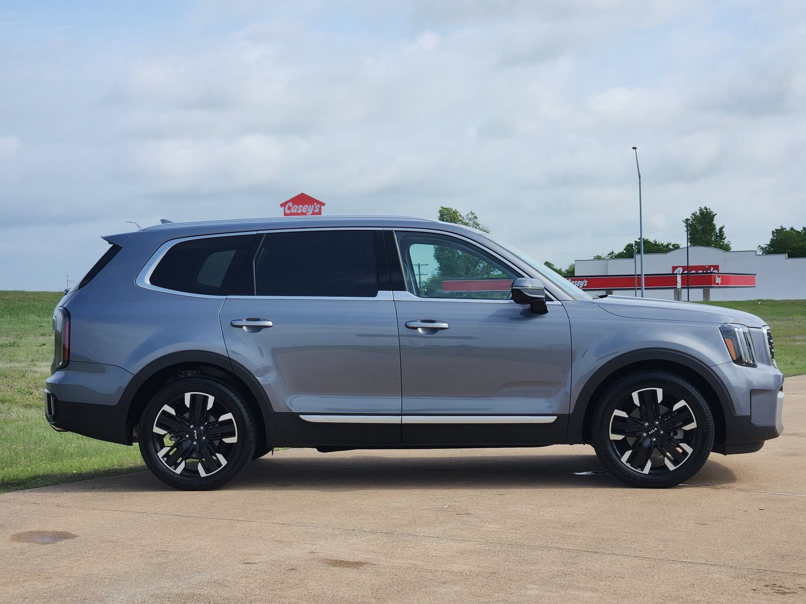 Used 2024 Kia Telluride SX Prestige AWD/4WD image 7