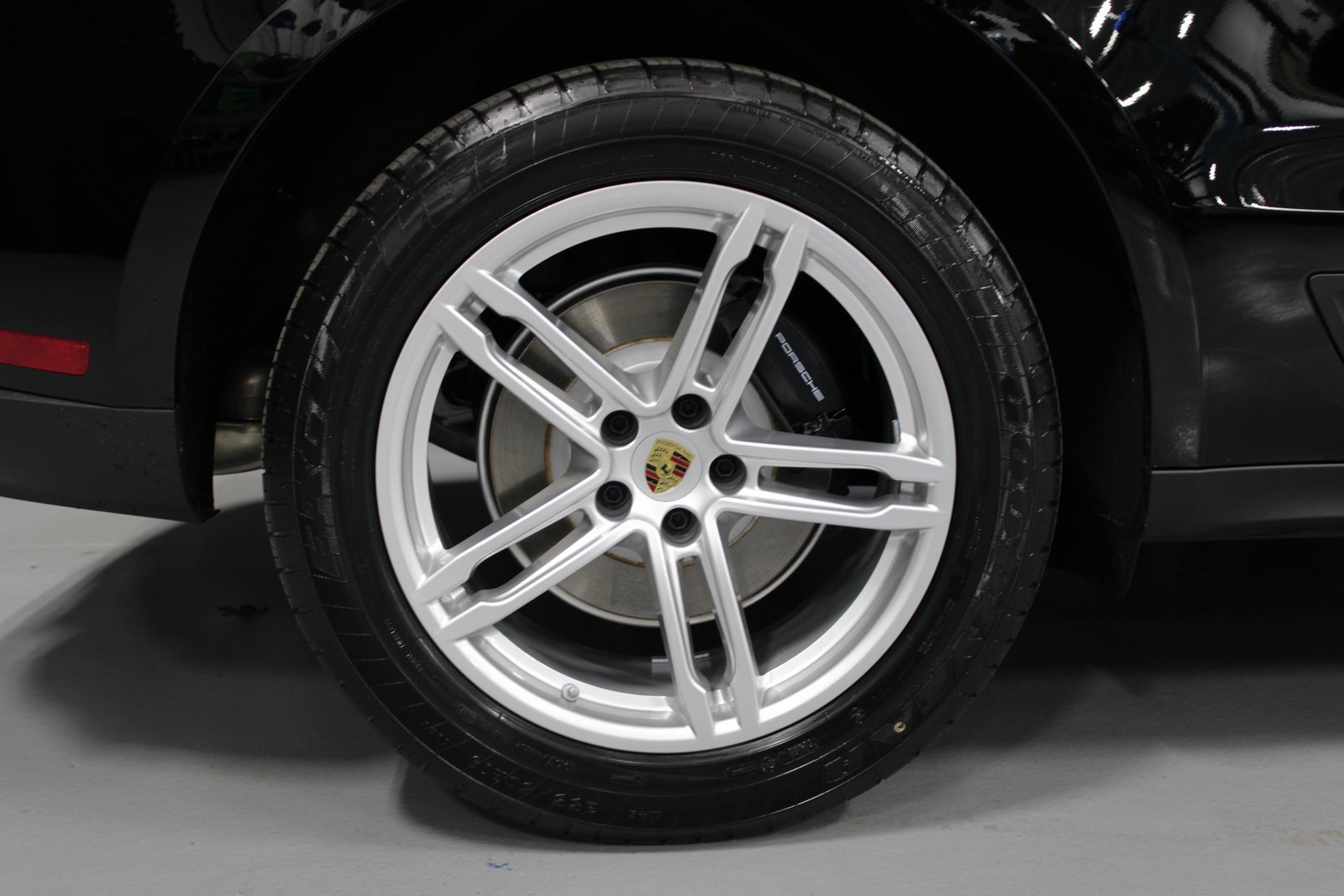 New 2026 Porsche Macan image 13