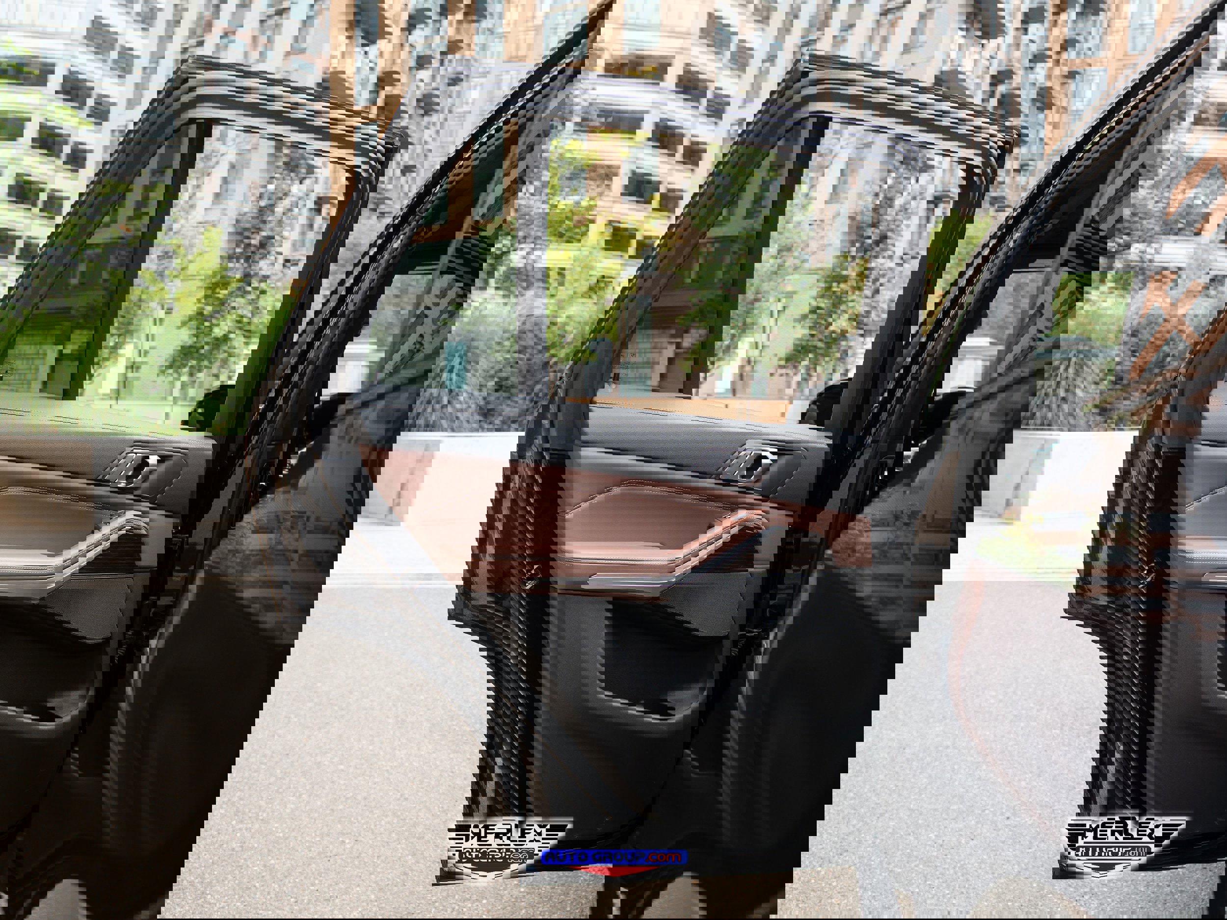 Used 2020 BMW X5 xDrive40i w/ M Sport Package image 48