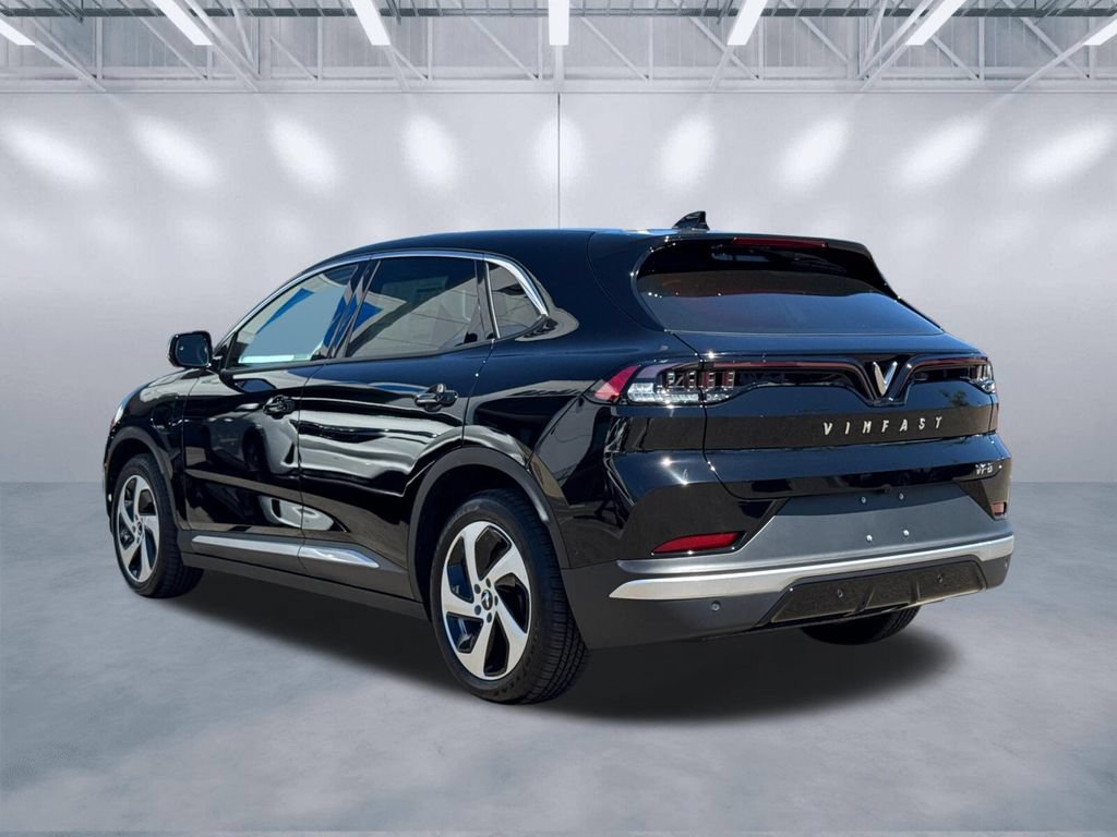 New 2027 VinFast VF 8 Eco AWD/4WD image 4