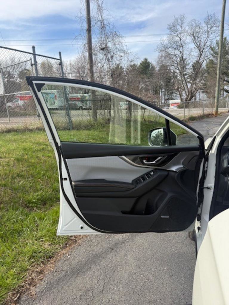 Used 2020 Subaru Crosstrek 2.0i Limited w/ Moonroof Package w/Navigation AWD/4WD image 14