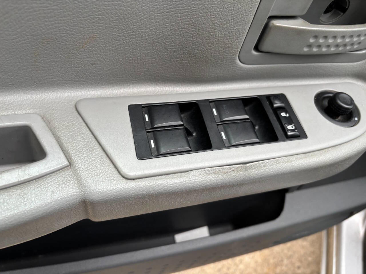 Used 2007 Dodge Dakota ST w/ PWR Convenience Group AWD/4WD image 13