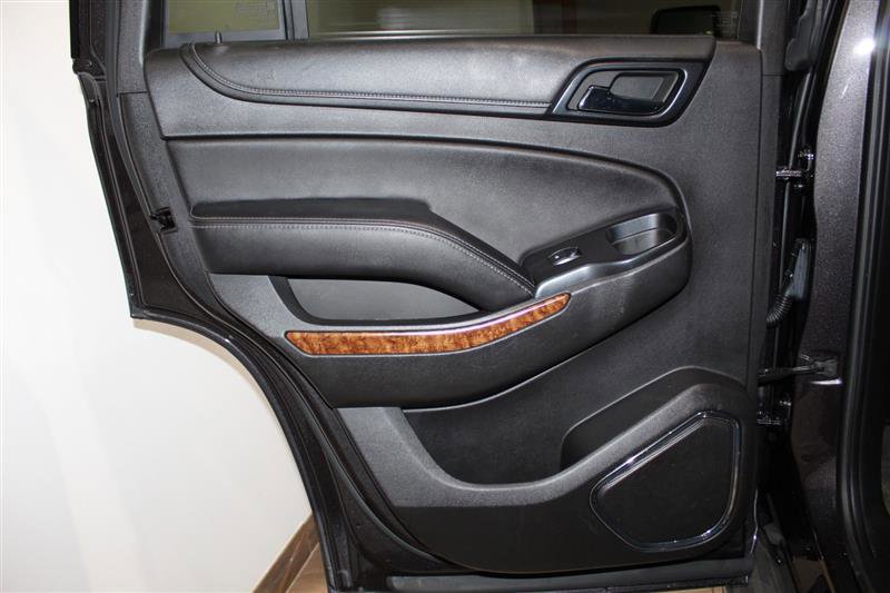 Used 2015 Chevrolet Tahoe LTZ AWD/4WD image 31