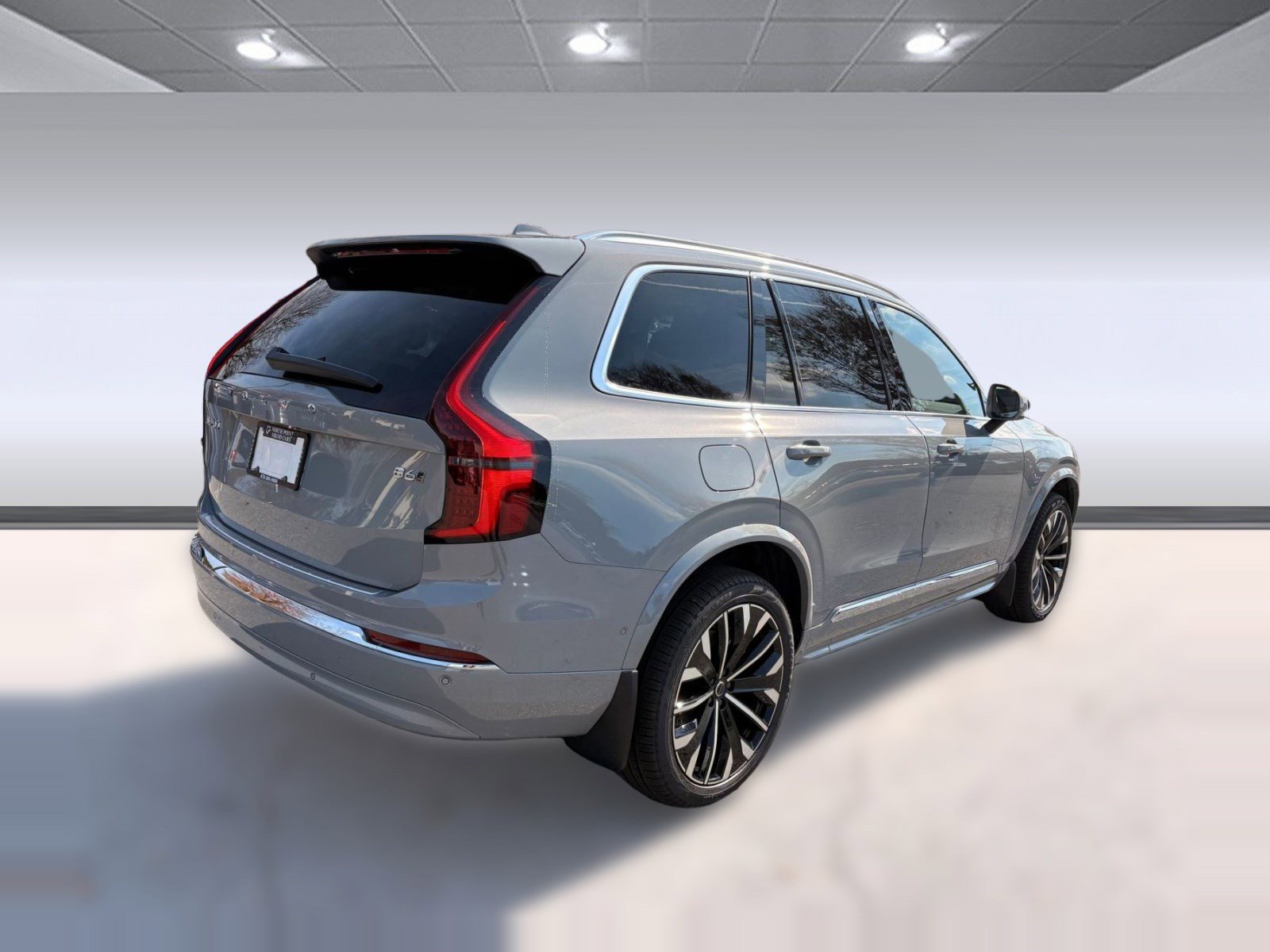 New 2026 Volvo XC90 B6 Ultra w/ Protection Package image 9