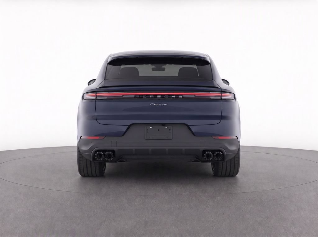 Used 2024 Porsche Cayenne Coupe AWD/4WD image 4