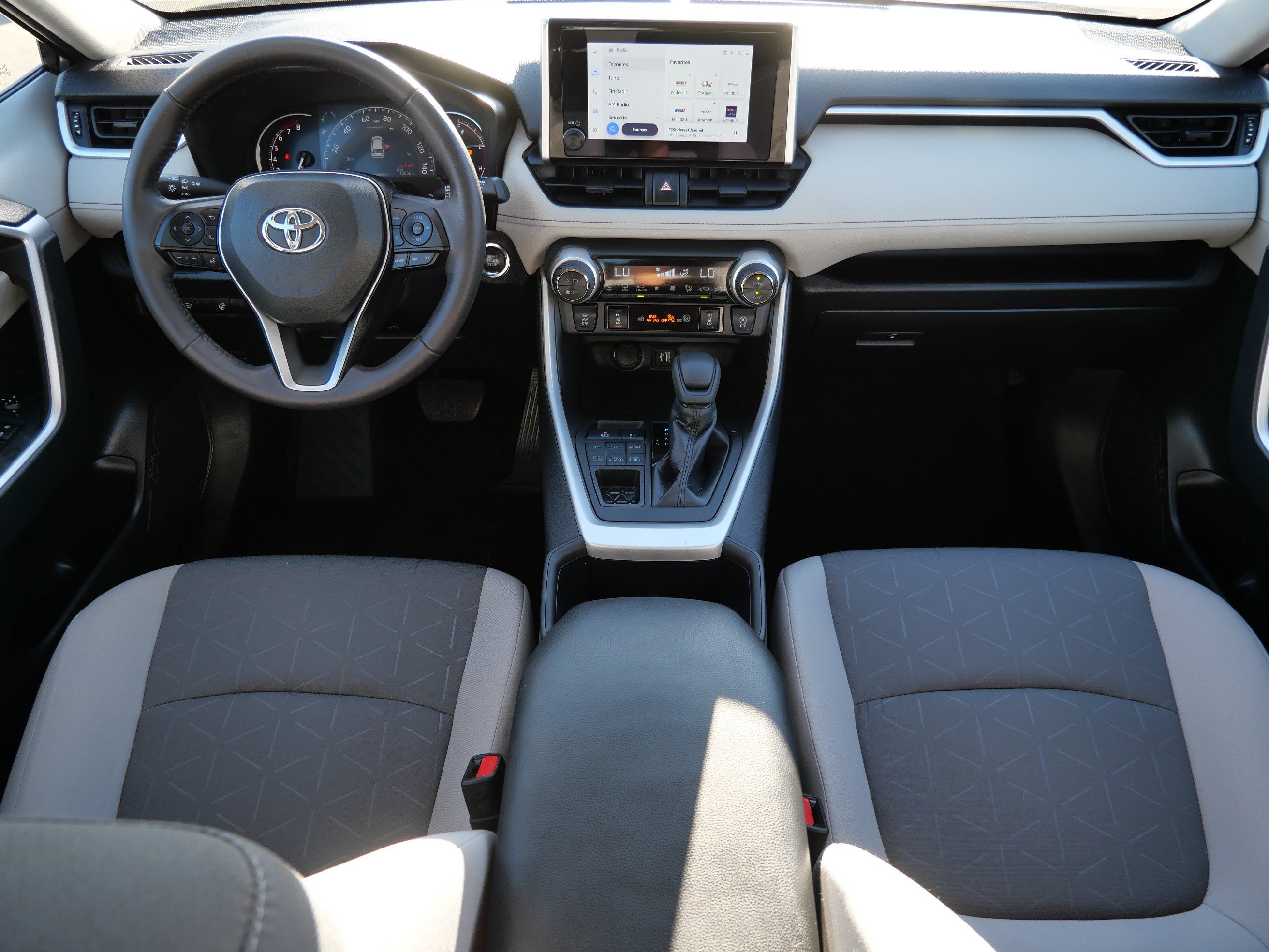 Used 2023 Toyota RAV4 XLE w/ Convenience Package AWD/4WD image 10