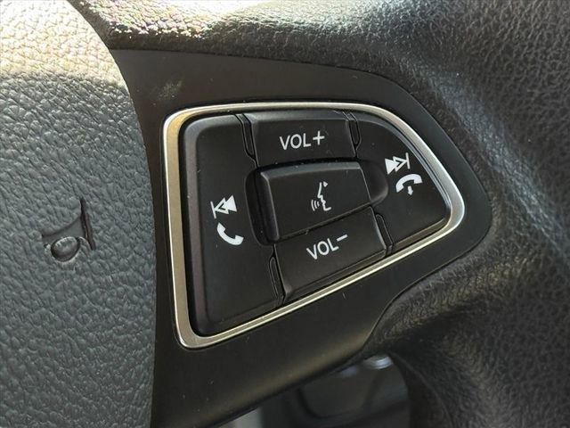 Used 2017 Ford Escape SE w/ Equipment Group 201A image 12