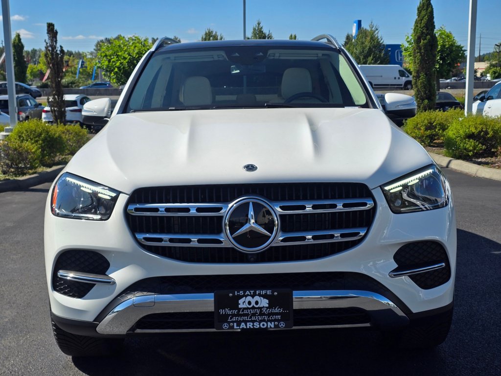 Used 2024 Mercedes-Benz GLE 350 4MATIC w/ Driver Assistance Package image 9
